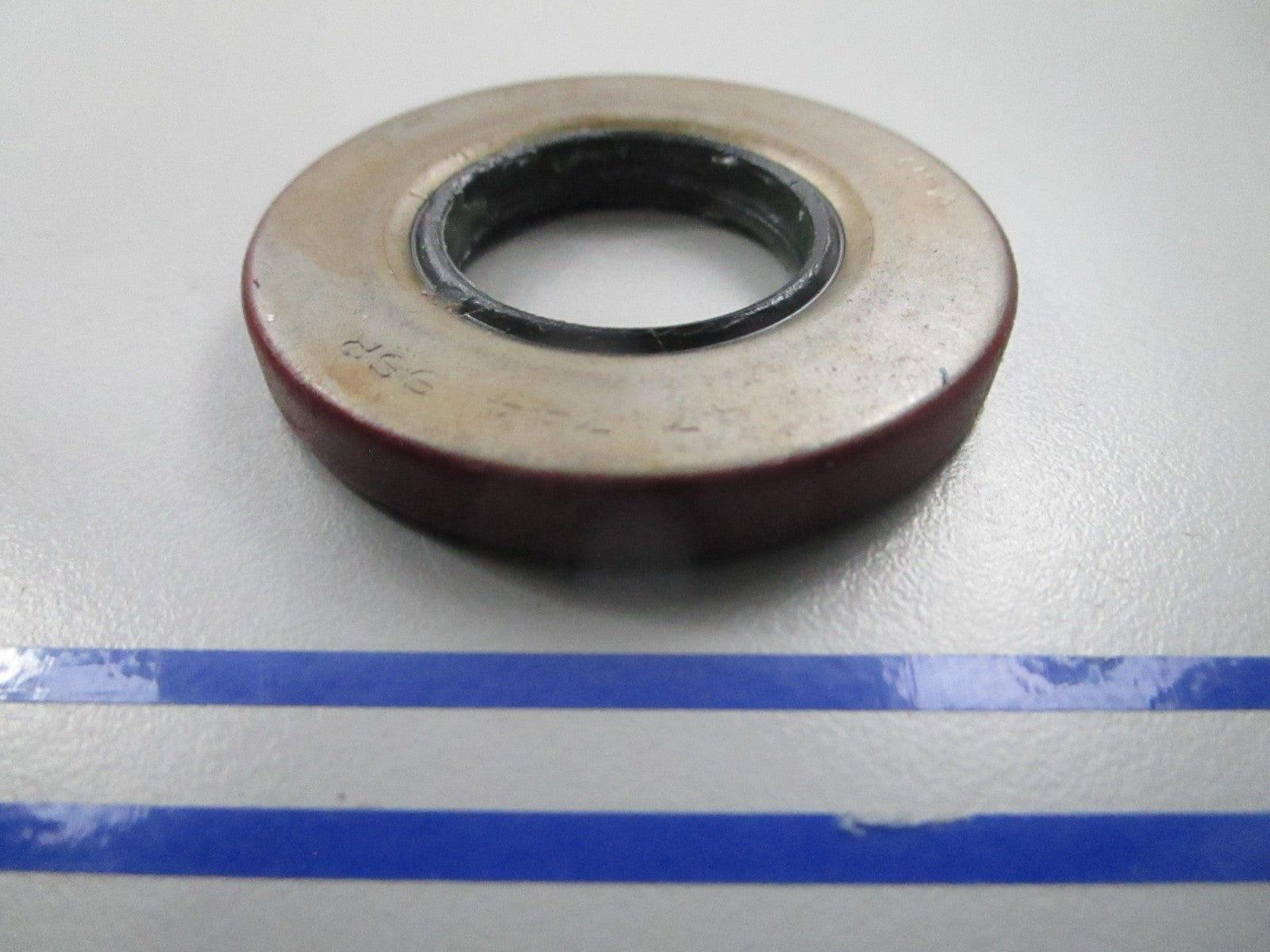 *NEW OEM* 0810 Tecumseh Oil Seal 788064