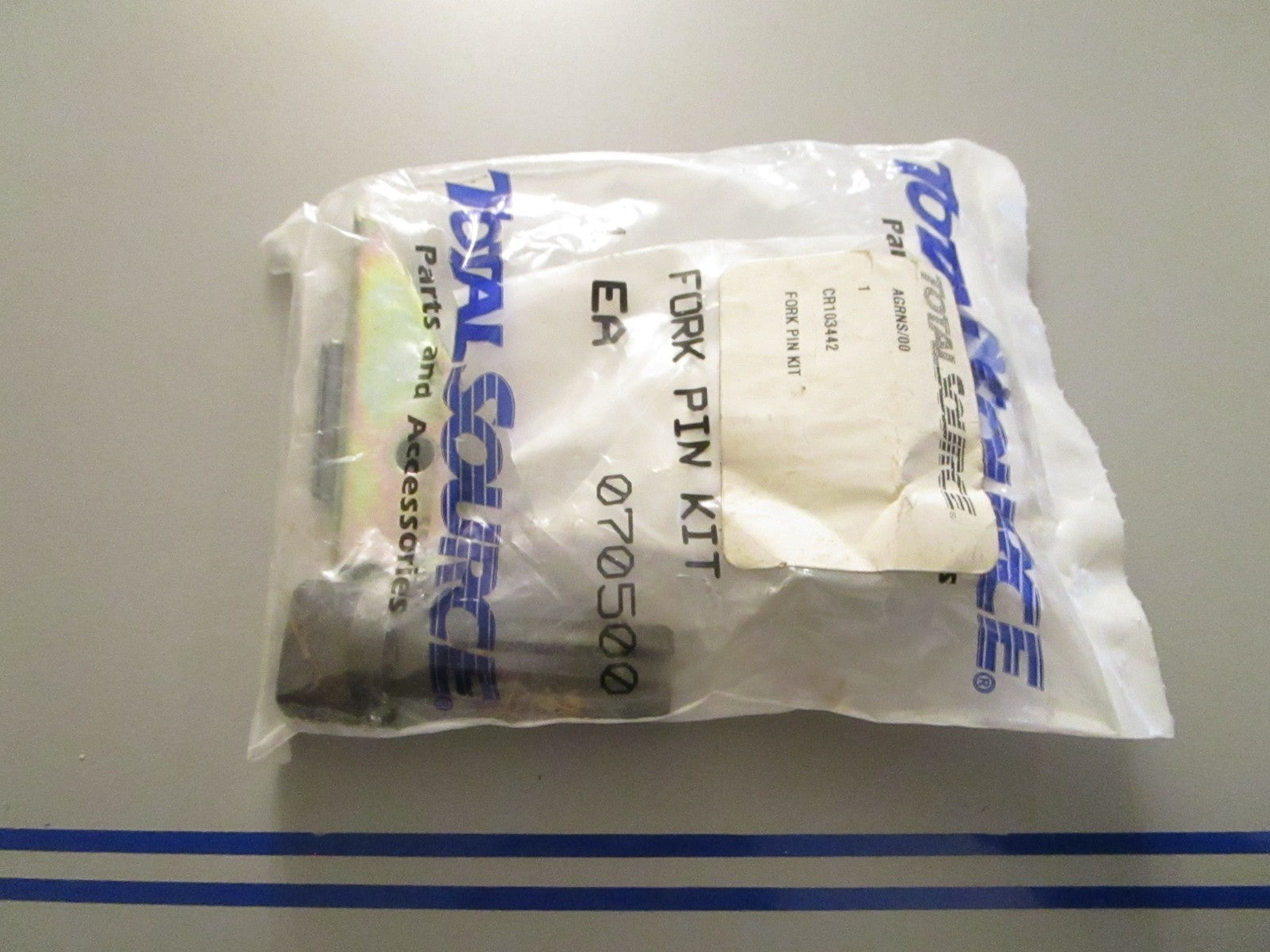 NEW Replaces: Crown CR103442 Total Source Forklift Pin Kit 0720