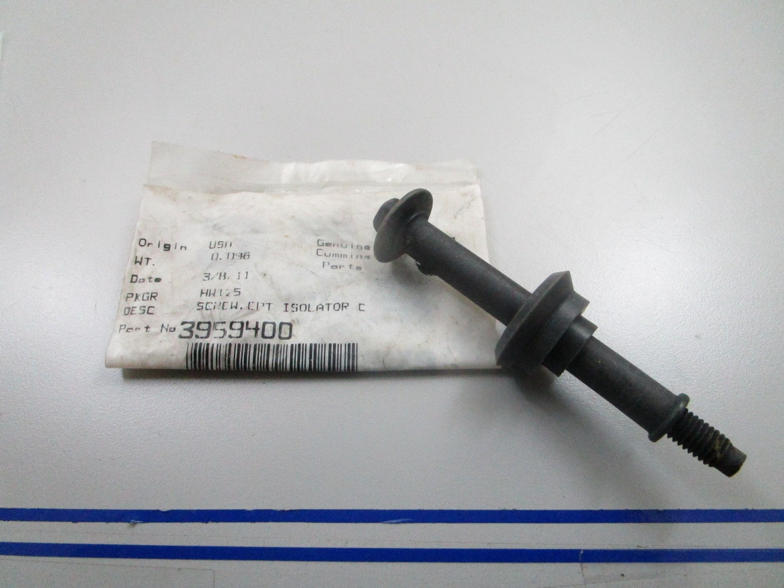 *NEW OEM* 0810 Cummins Isolator Cap 3959400