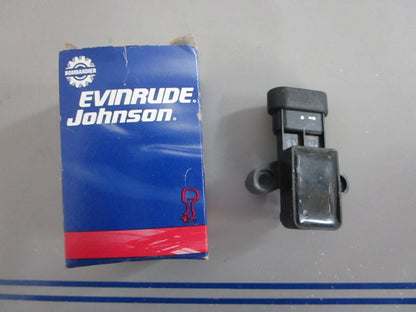 *NEW OEM* 0820 OMC Johnson Evinrude Sensor Ay 586343 0586343