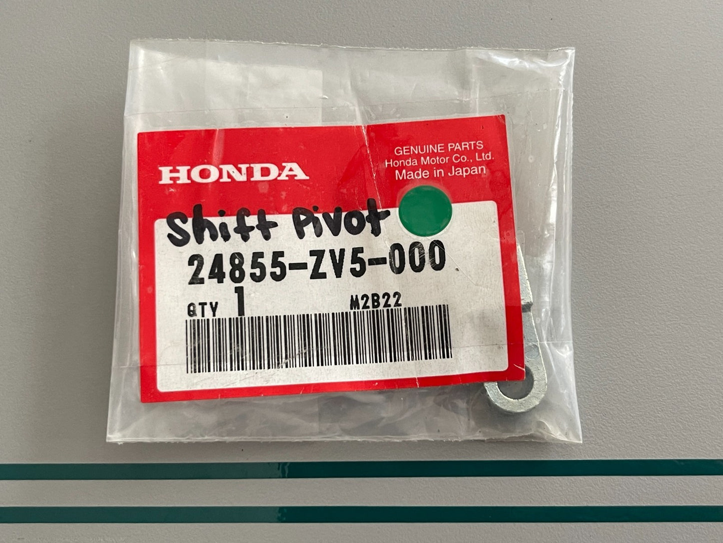NEW OEM 24855-ZV5-000 Honda Shift Pivot 0810