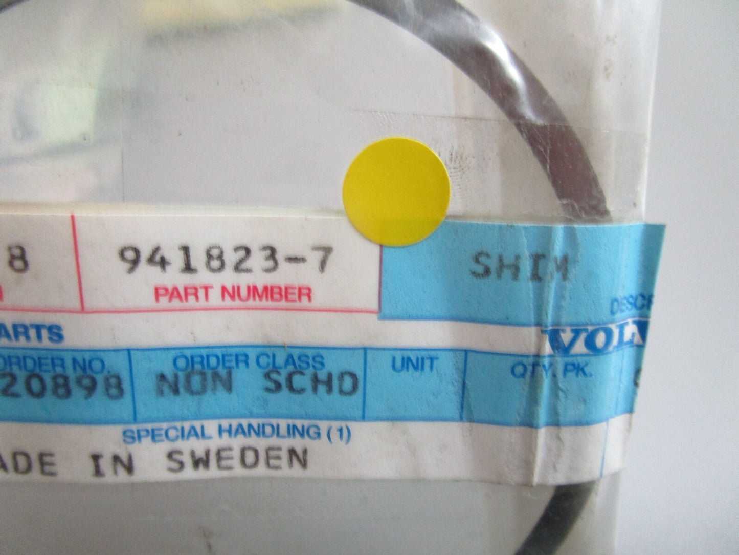 *NEW OEM* 0810 Volvo Penta Shim 941823-7