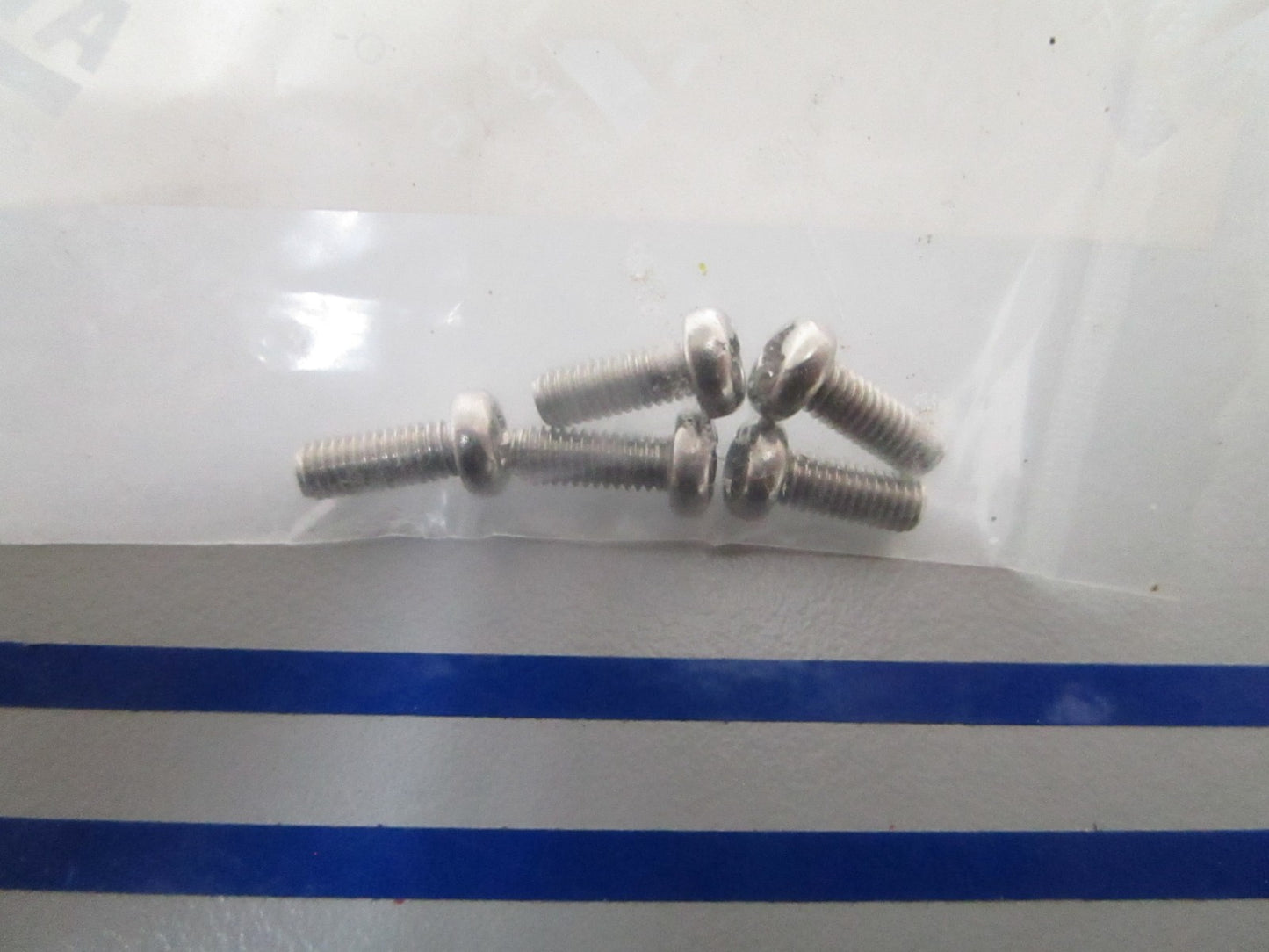 NEW OEM (LOT OF 5) 98500-03008 Yamaha Screw 0810