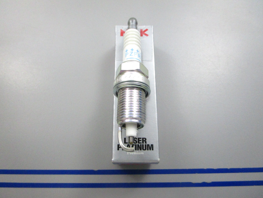 NEW PZFR6H NGK Laser Platinum Spark Plug 0810