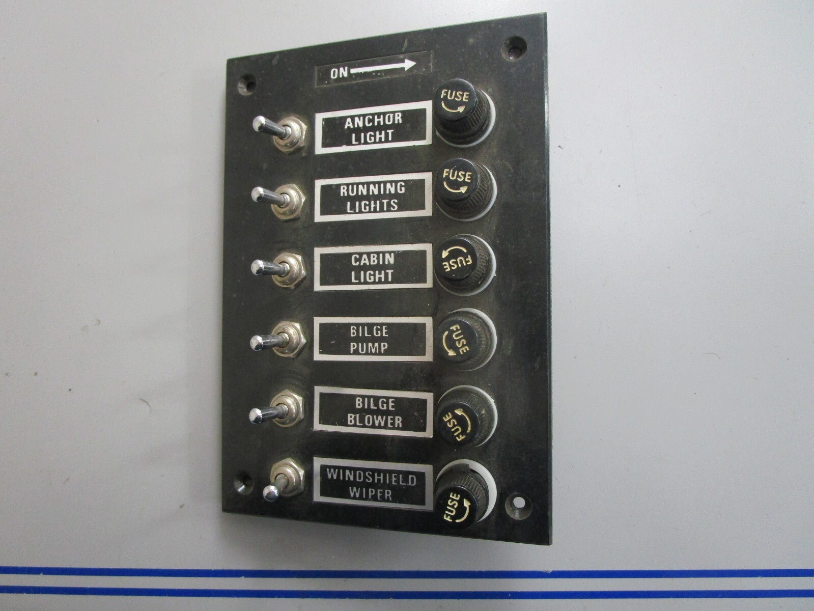 *NEW* 0820 Marine Boat 6 Gang Bakelite Plate Switch Panel w/ Toggle