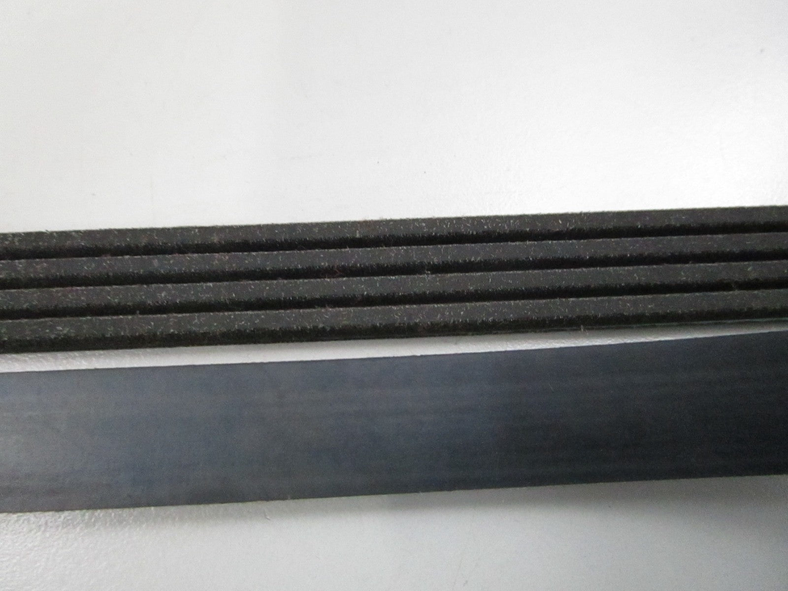 Gates K040340 Micro-V Serpentine Belt 4-Rib 34.6in NEW 0810