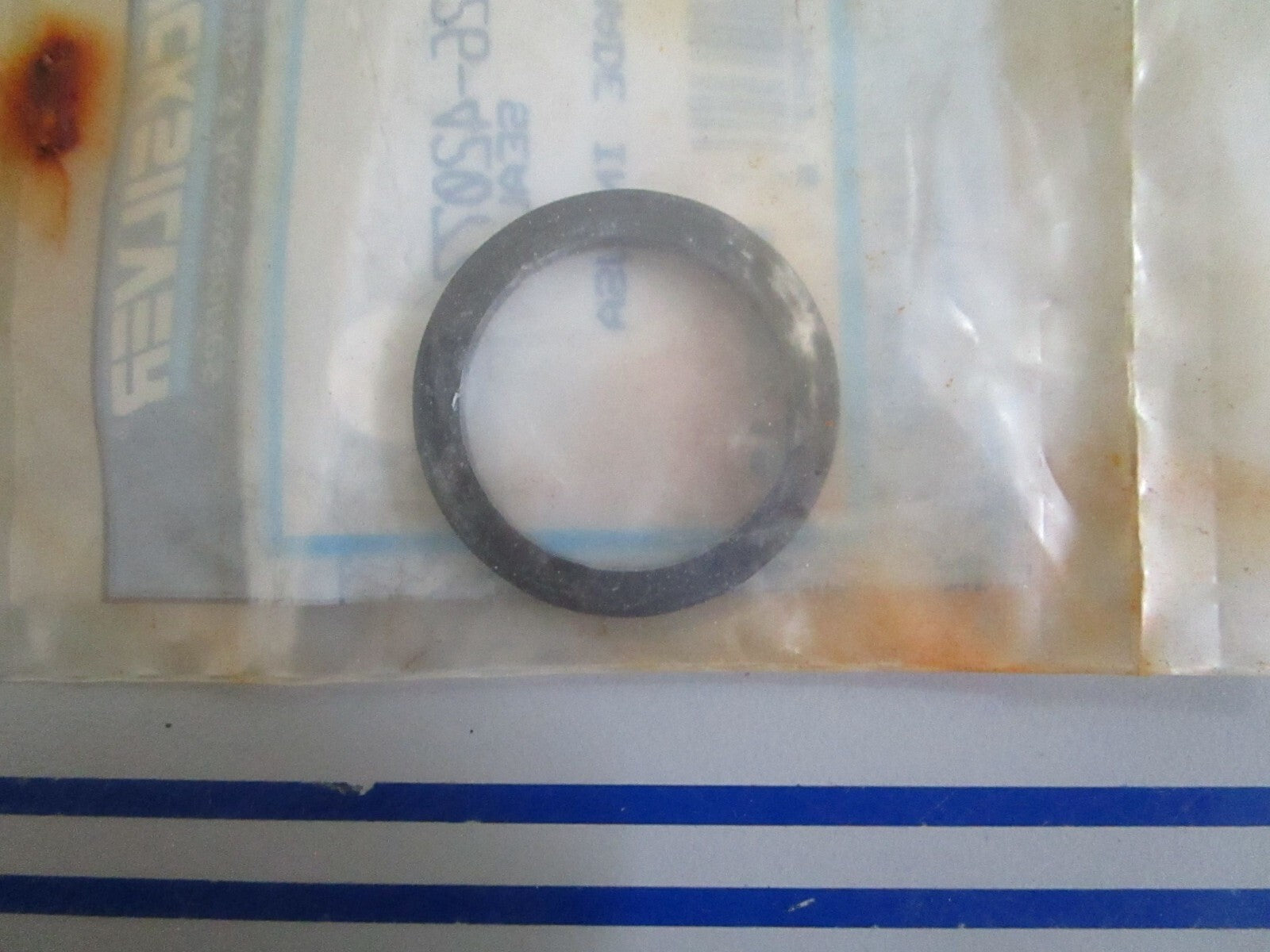 *NEW OEM* 0770 Mercury Quicksilver Seal 26-42077