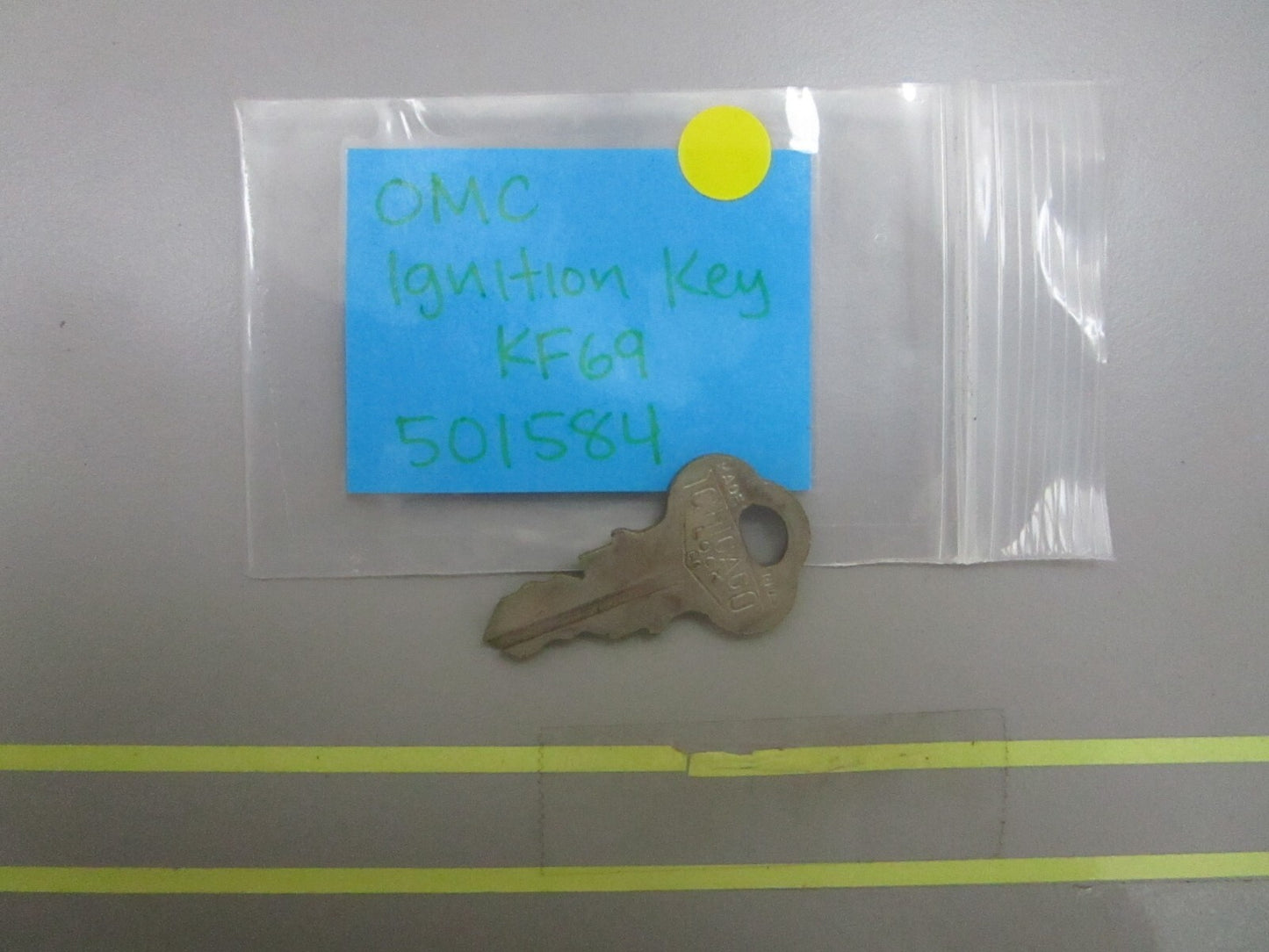 *NEW OEM* 0810 OMC Johnson Evinrude Ignition Key KF69 501584 0501584