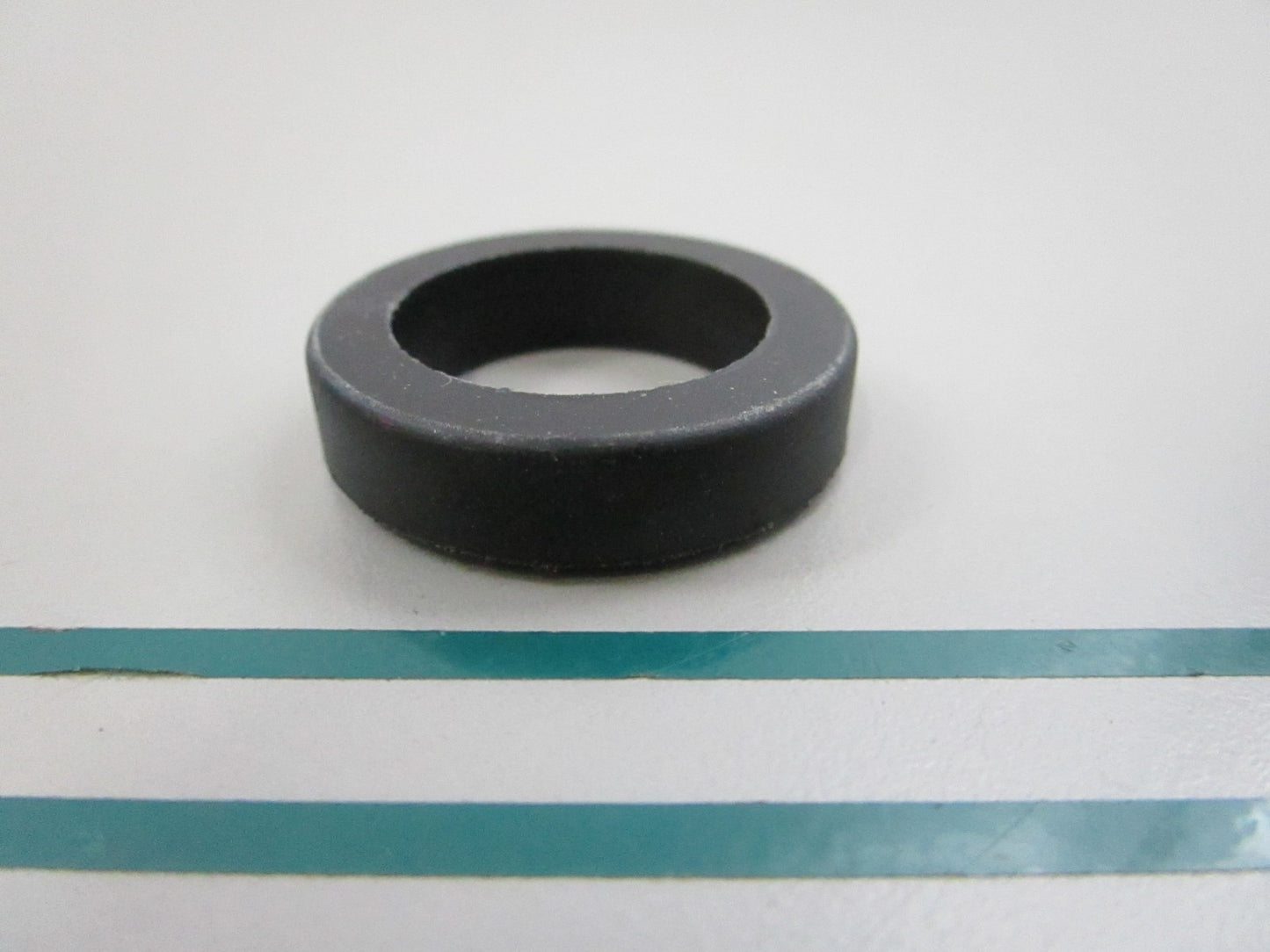 NEW OEM 25-99123 Mercury Quicksilver Grommet 0810