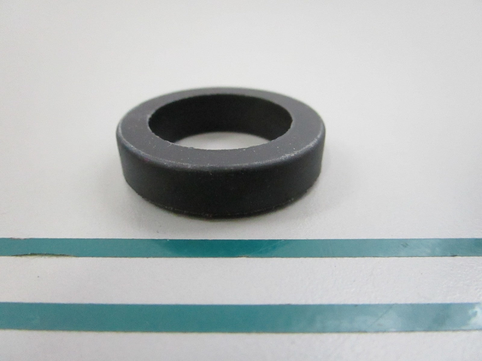 NEW OEM 25-99123 Mercury Quicksilver Grommet 0810