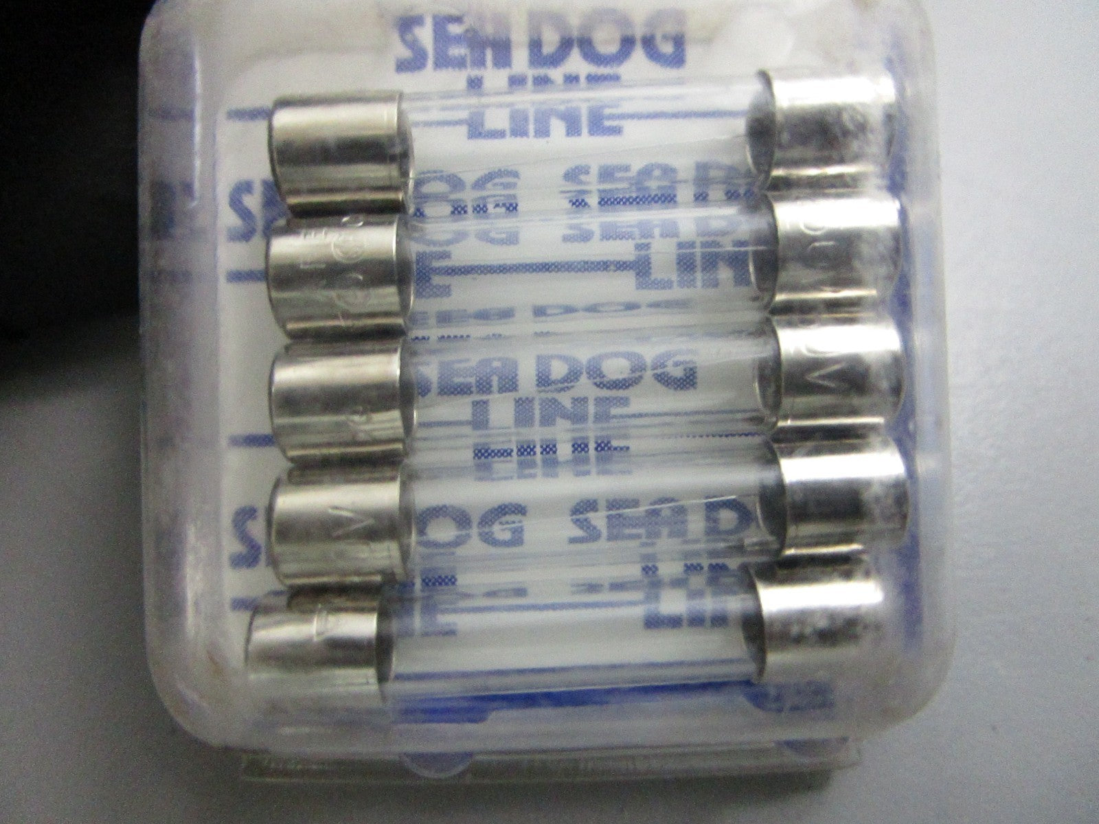 NEW (LOT OF 5) 444102-1 Sea-Dog 2 AMP AGC Fuse 0810
