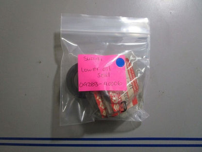 *NEW OEM* 0770 Suzuki Lower Oil Seal 09283-40006