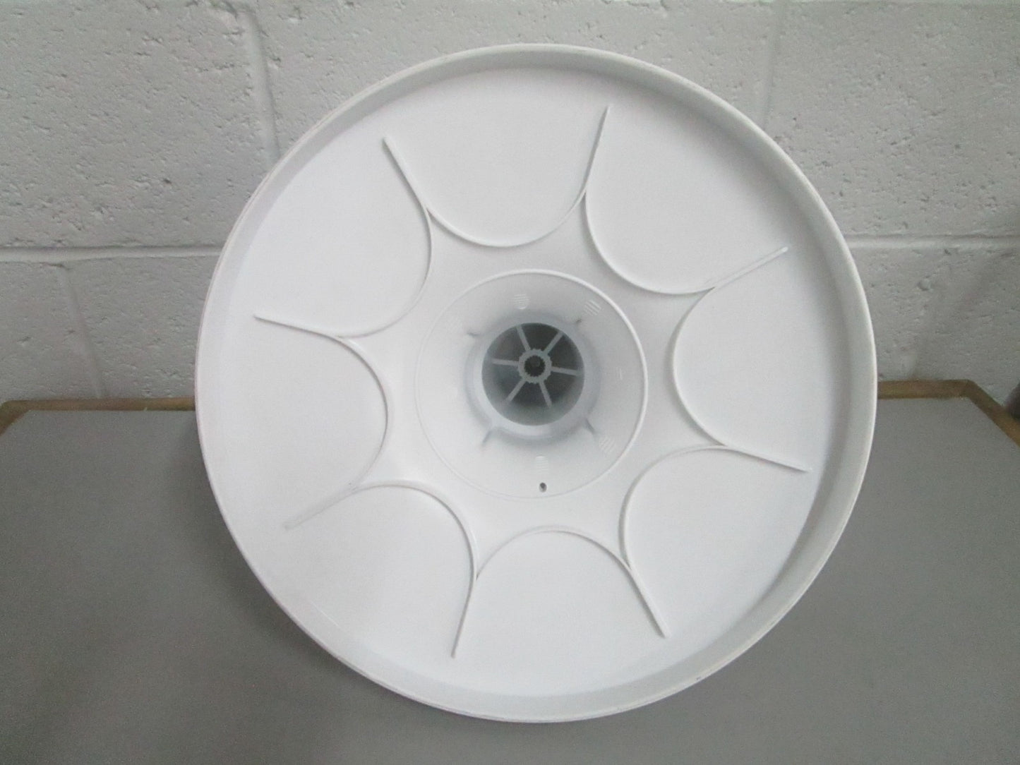 *NEW OEM* 0820 Whirlpool Washer Agitator 3951632