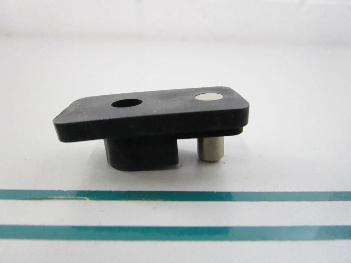 NEW OEM 37896 Mercury Quicksilver Shift Lock Guide Block 0810