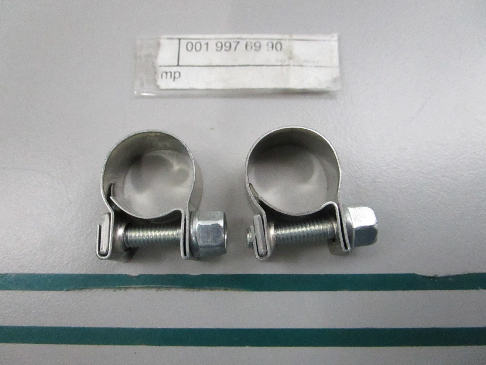 NEW OEM 0019976990 Mercedes-Benz Hose Clamp 0810