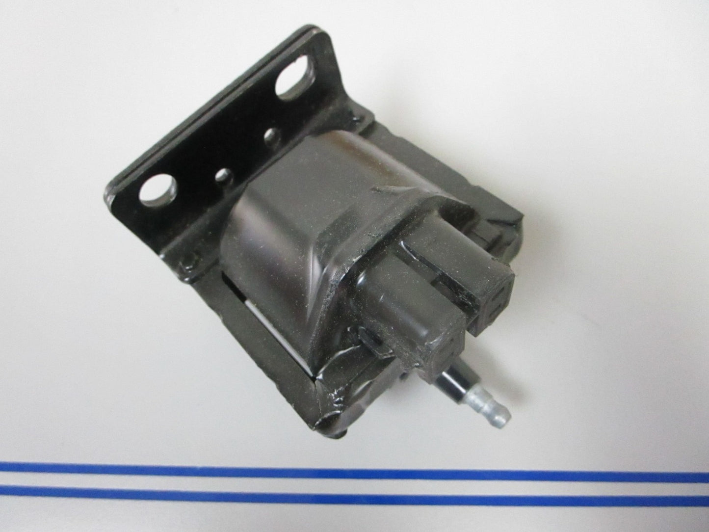 *NEW OEM* 0720 OMC Johnson Evinrude 302 181 CID 1990- 1993 3.0L Ignition Coil
