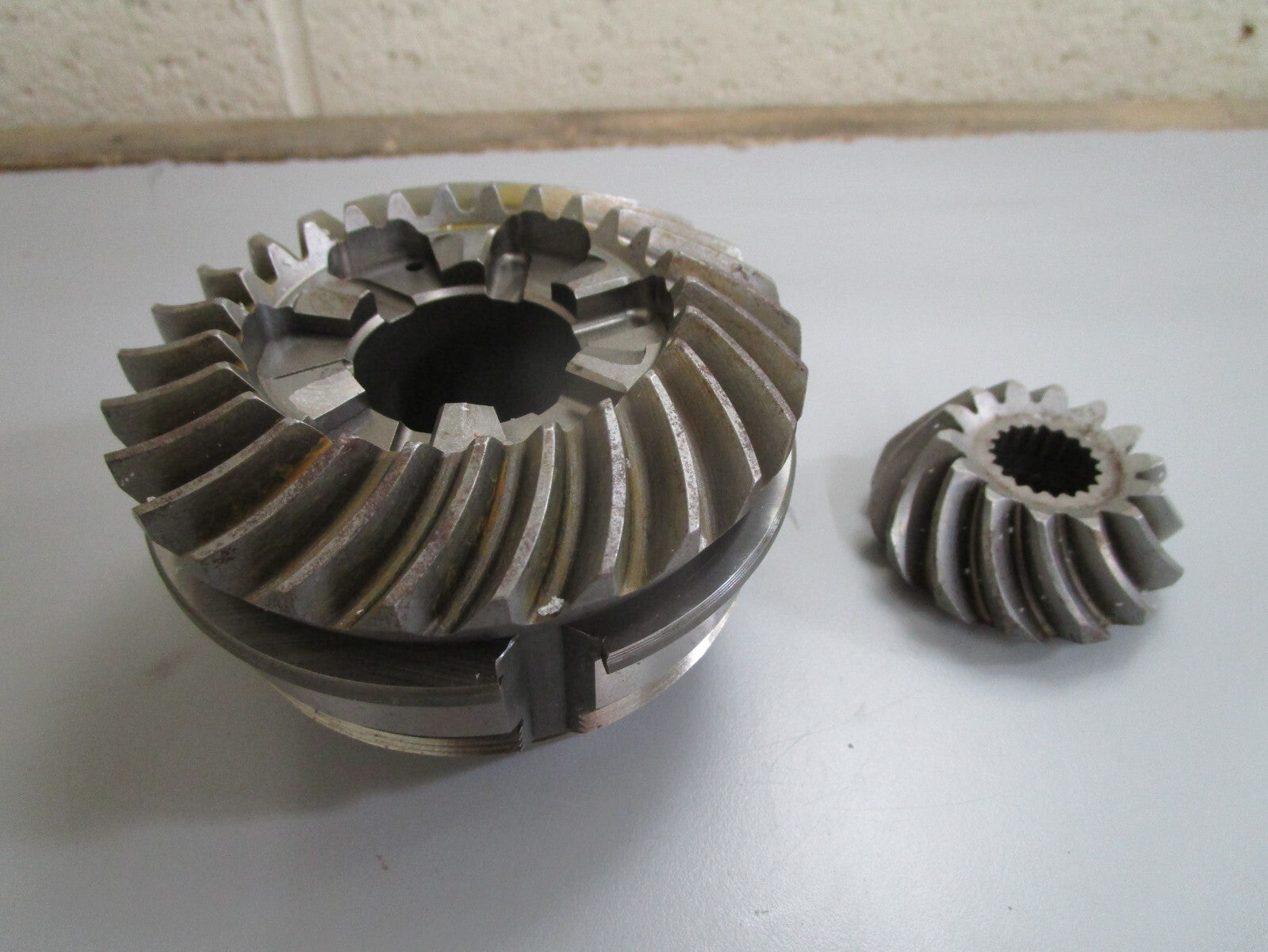*NEW OEM* 0820 OMC Johnson Evinrude 150 175 200 225 HP Gear Set 435934 435553