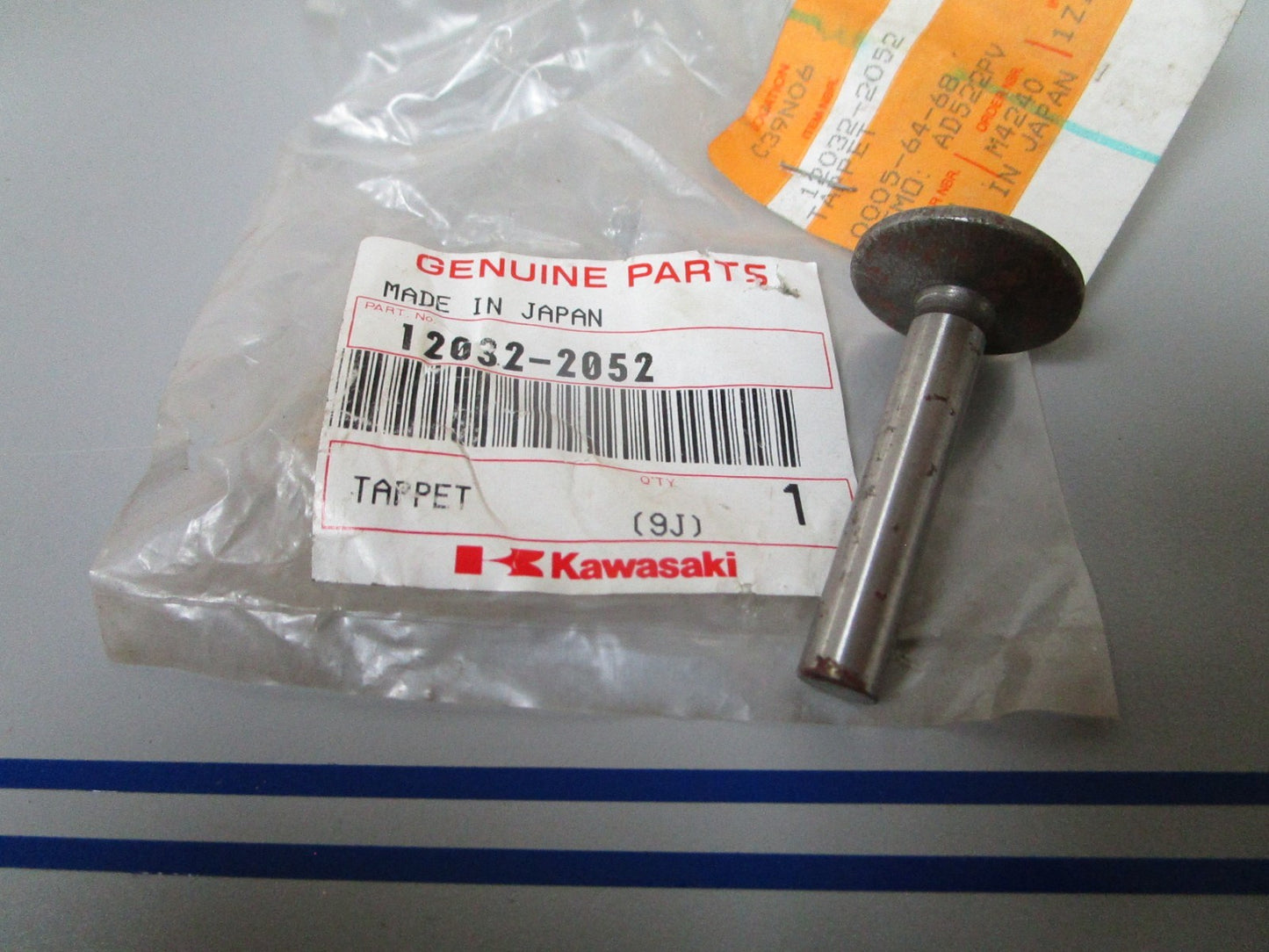 NEW OEM 12032-2052 Kawasaki Tappet 0720