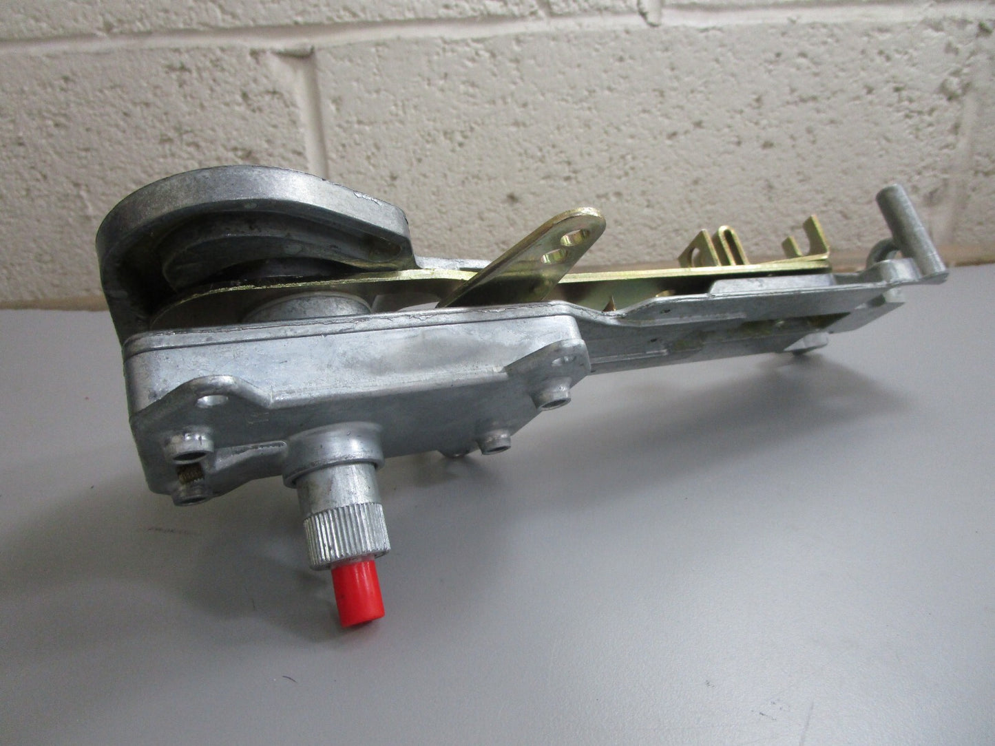 *NEW OEM* 0820 Volvo Penta Sailboat Control Mechanism 851601