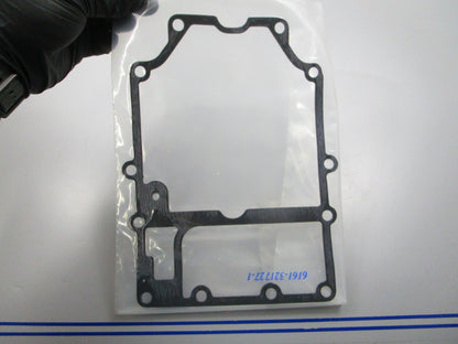 NEW OEM 321727 0321727 OMC Johnson Evinrude Gasket 0810
