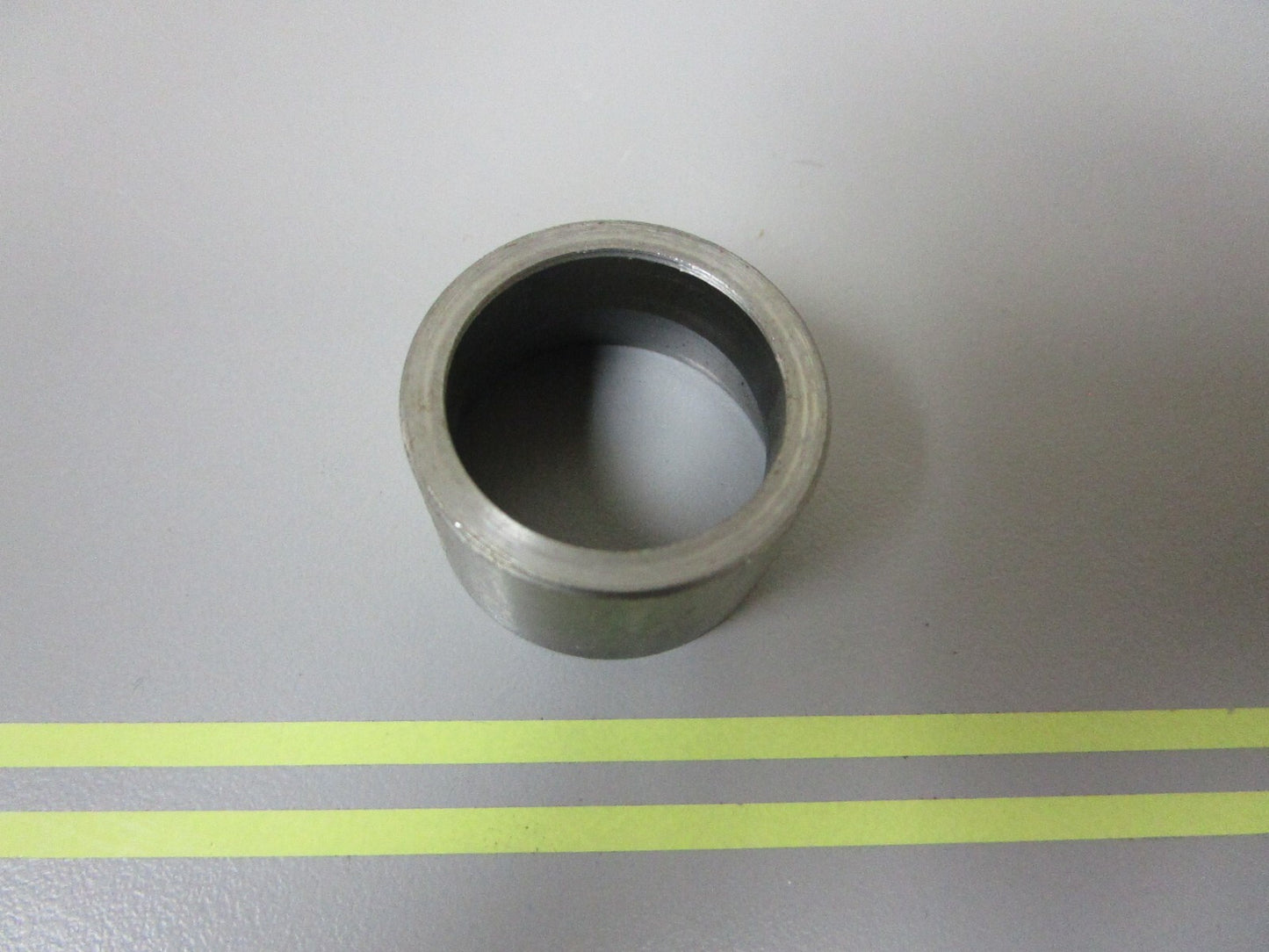 *NEW OEM* 0810 Volvo Penta Guide Ring 897762