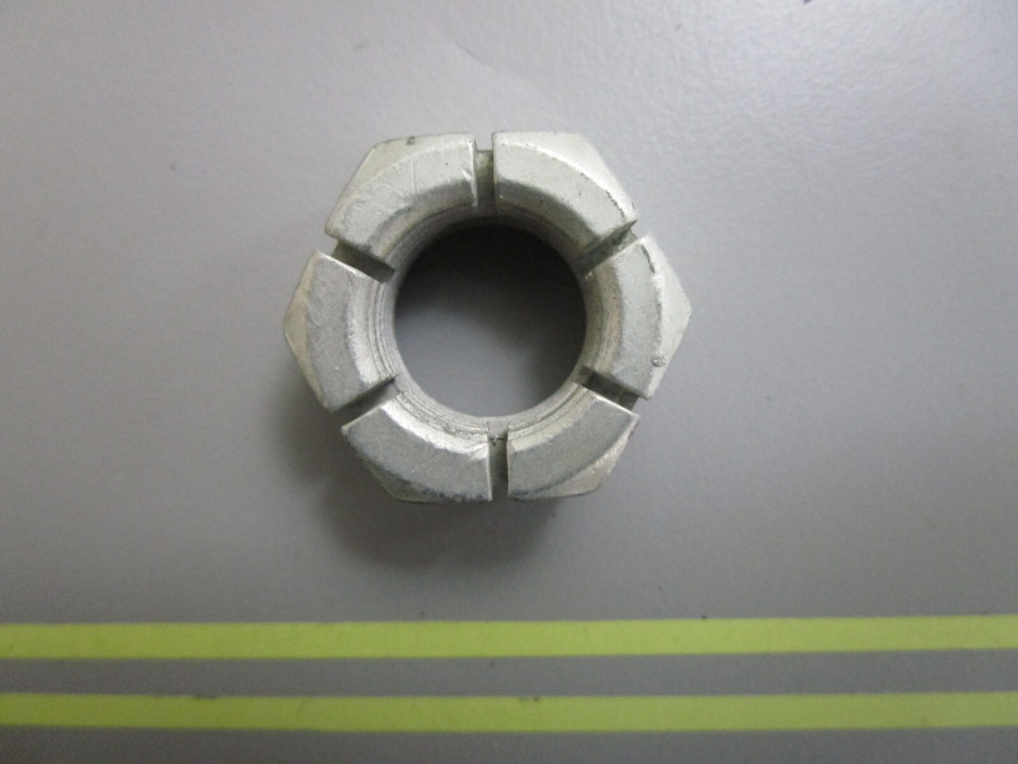 *NEW OEM* 0810 OMC Johnson Evinrude Marsden Lock Nut 909353 0909353