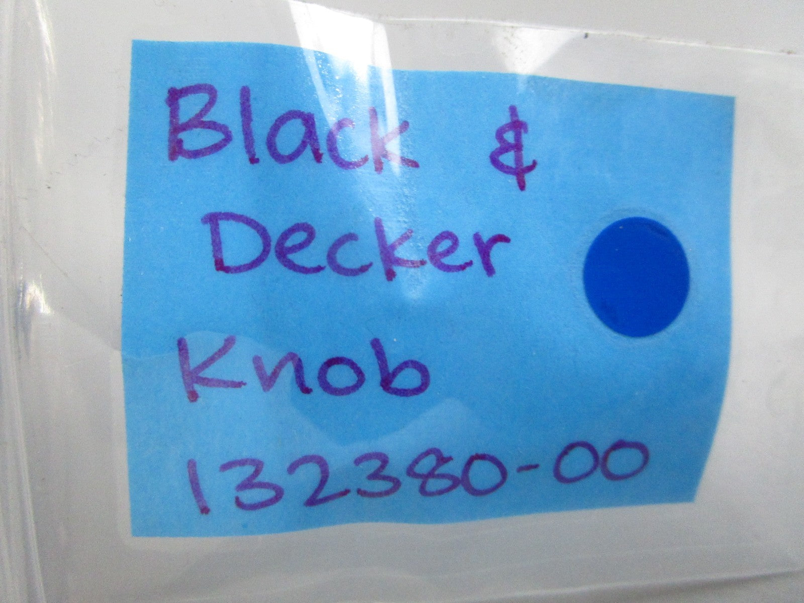 NEW OEM (LOT OF 2) 132380-00 Black & Decker Knob 0810