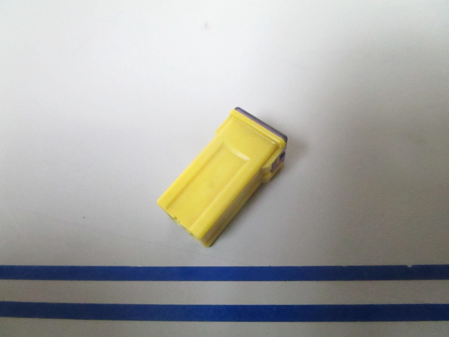 *NEW OEM* 0810 OMC Johnson Evinrude 60 AMP Fuse 5033633