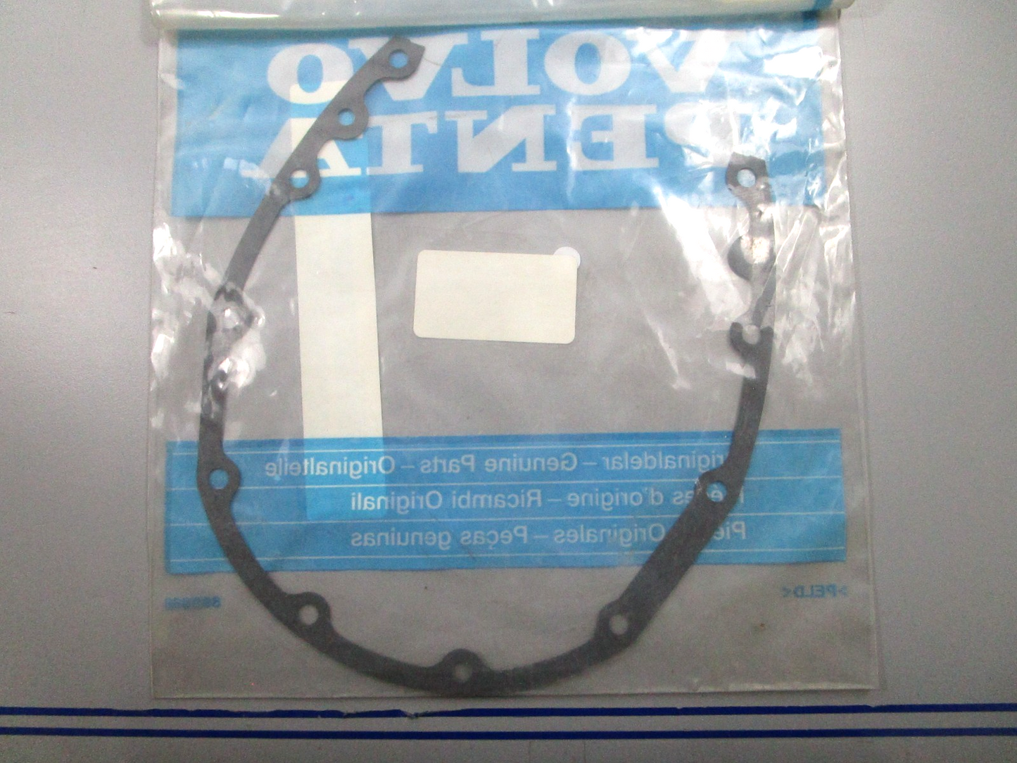 *NEW OEM* 0810 Volvo Penta Gasket 3852654-7