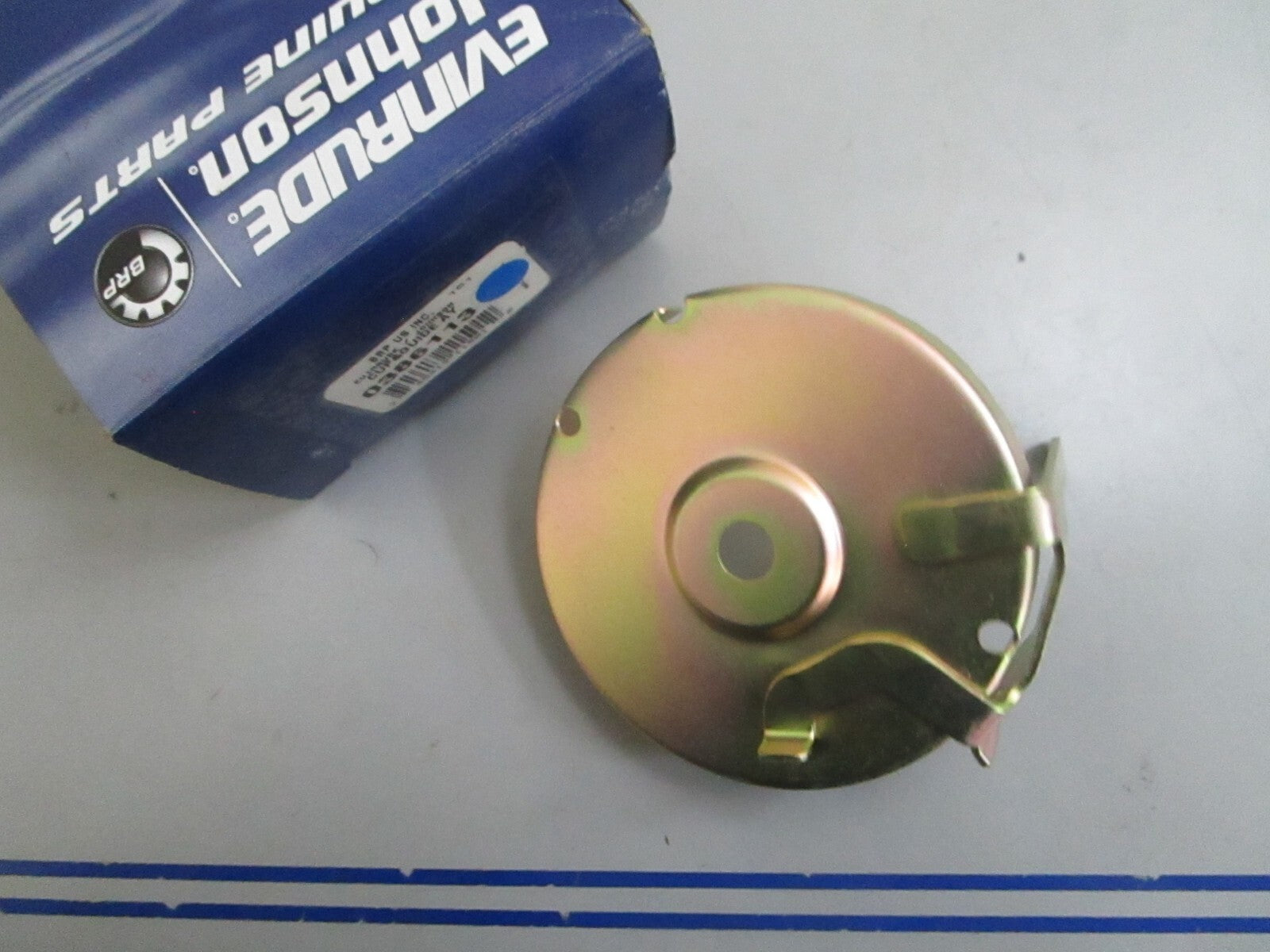 *NEW OEM* 0820 OMC Johnson Evinrude Cup & Guide Ay 386113 0386113