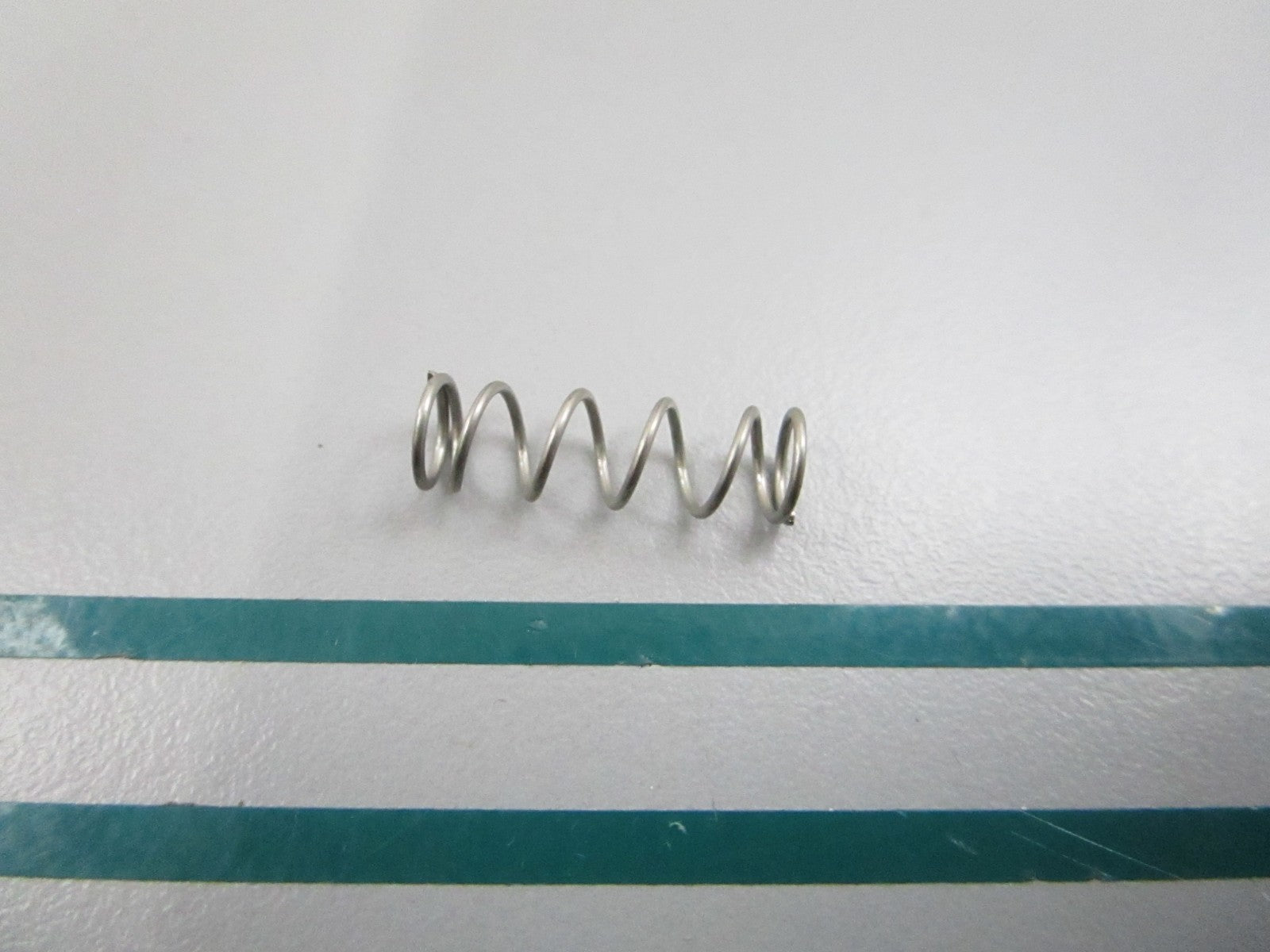 NEW OEM 30X-14334-00-00 Yamaha Spring 0810