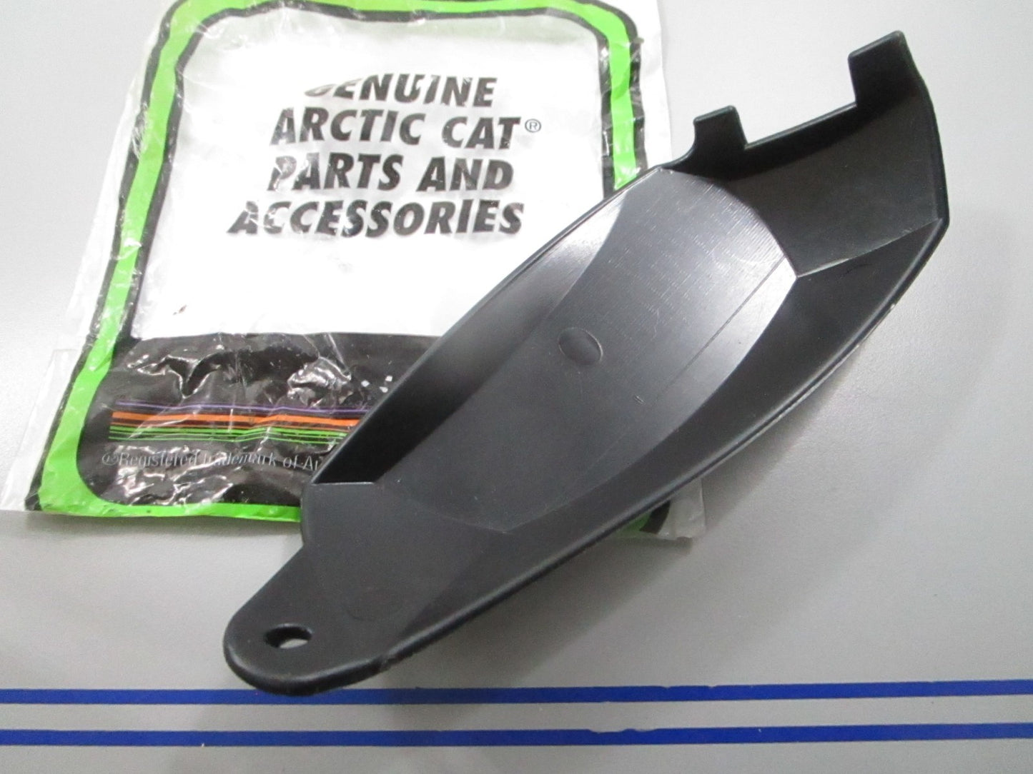 *NEW OEM* 0810 Arctic Cat Left Vent Plug 1606-633