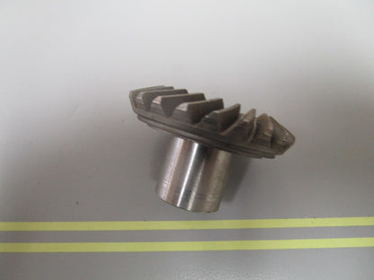 *NEW OEM* 0720 OMC Johnson Evinrude 23 Tooth Forward Gear 378179 0378179