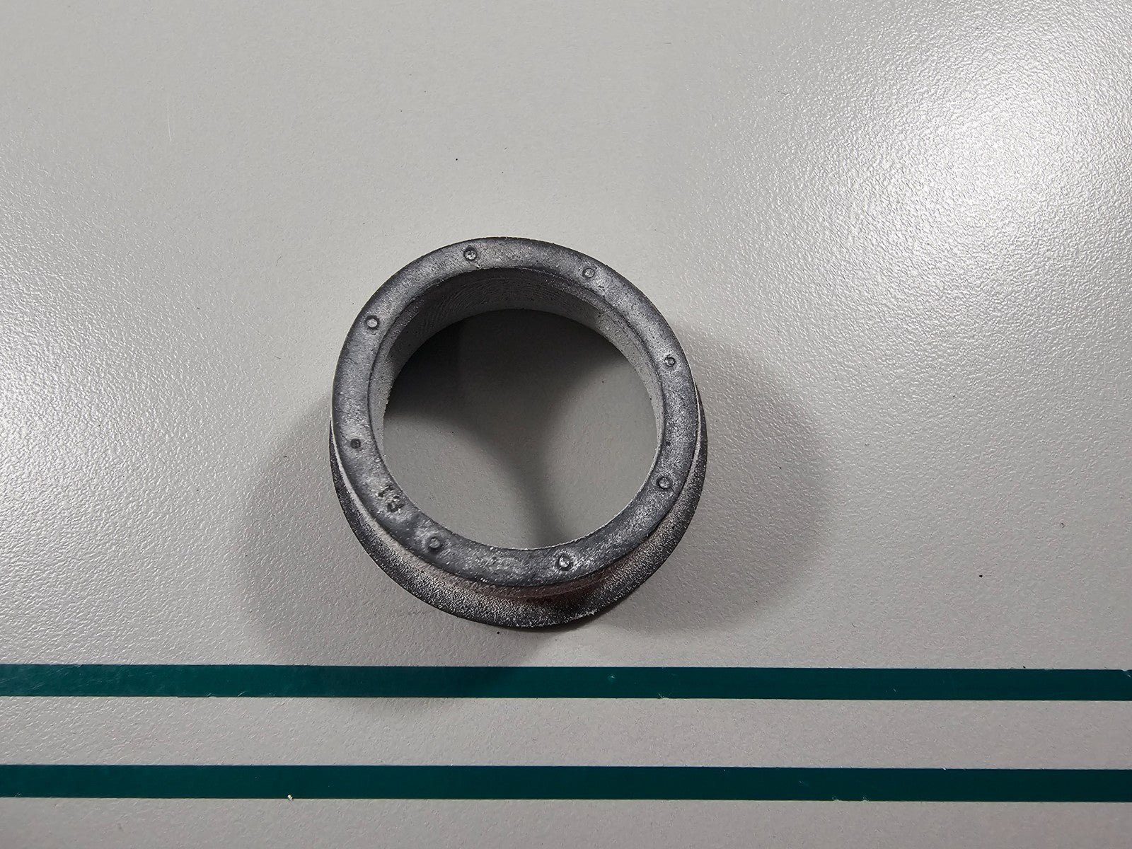 NEW OEM 911705 0911705 OMC Johnson Evinrude Seal 0810