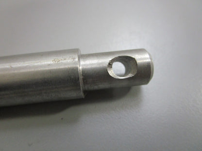 *NEW OEM* 0810 Volvo Penta Pump Shaft 827014