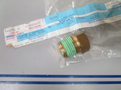 *NEW OEM* 0810 Volvo Penta Plug 479956