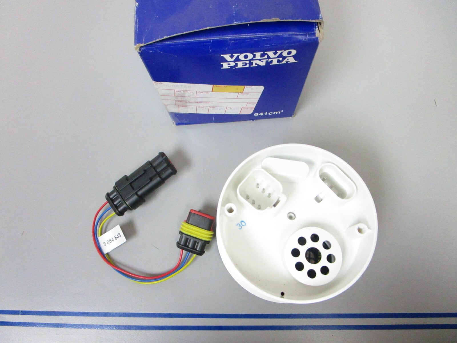 *NEW OEM* 0720 Volvo Penta 6 RPM 6000 Digital Tachometer 21234541 21509646