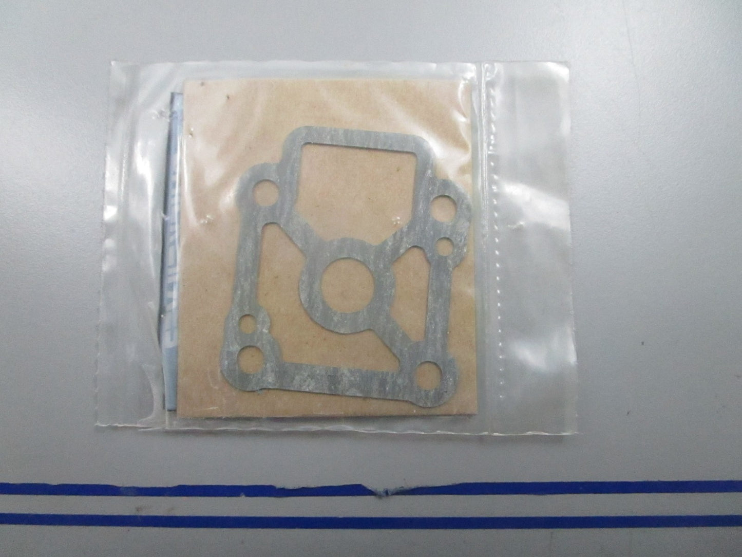 *NEW OEM* 0810 Mercury Quicksilver Gasket 27-8M0072138