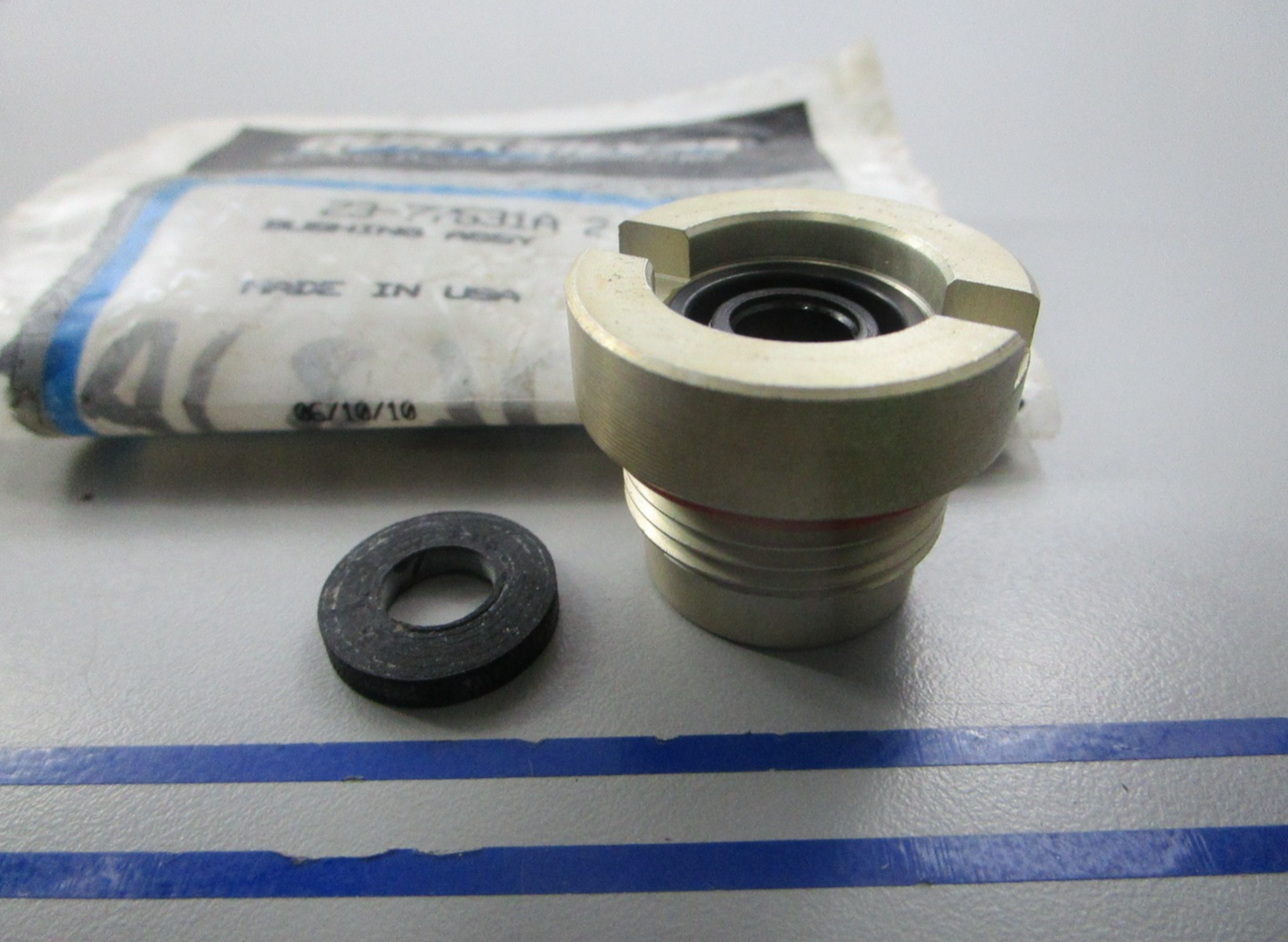NEW OEM 23-77631A2 Mercury Quicksilver Bushing Assembly 0810