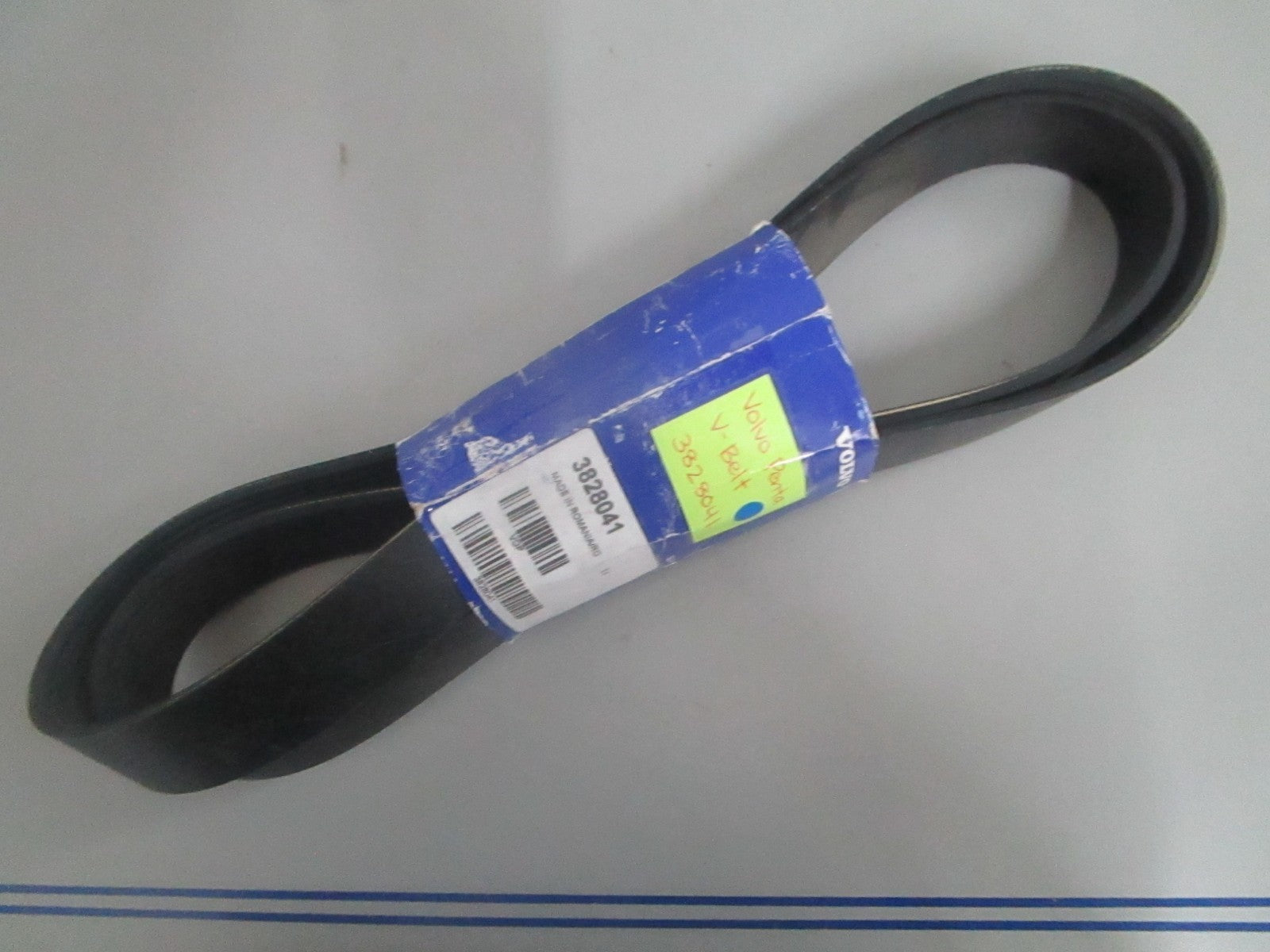 *NEW OEM* 0820 Volvo Penta V-Belt 3828041