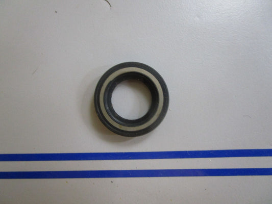 *NEW OEM* 0770 Suzuki Oil Seal 09282-17009