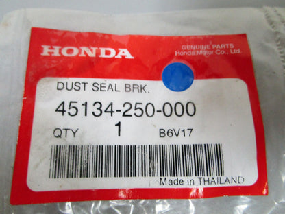 NEW OEM 45134-250-000 Honda Brake Dust Seal 0720