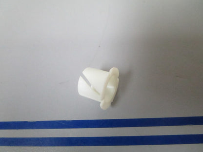 *NEW OEM* 0810 Volvo Penta Bushing 3852094