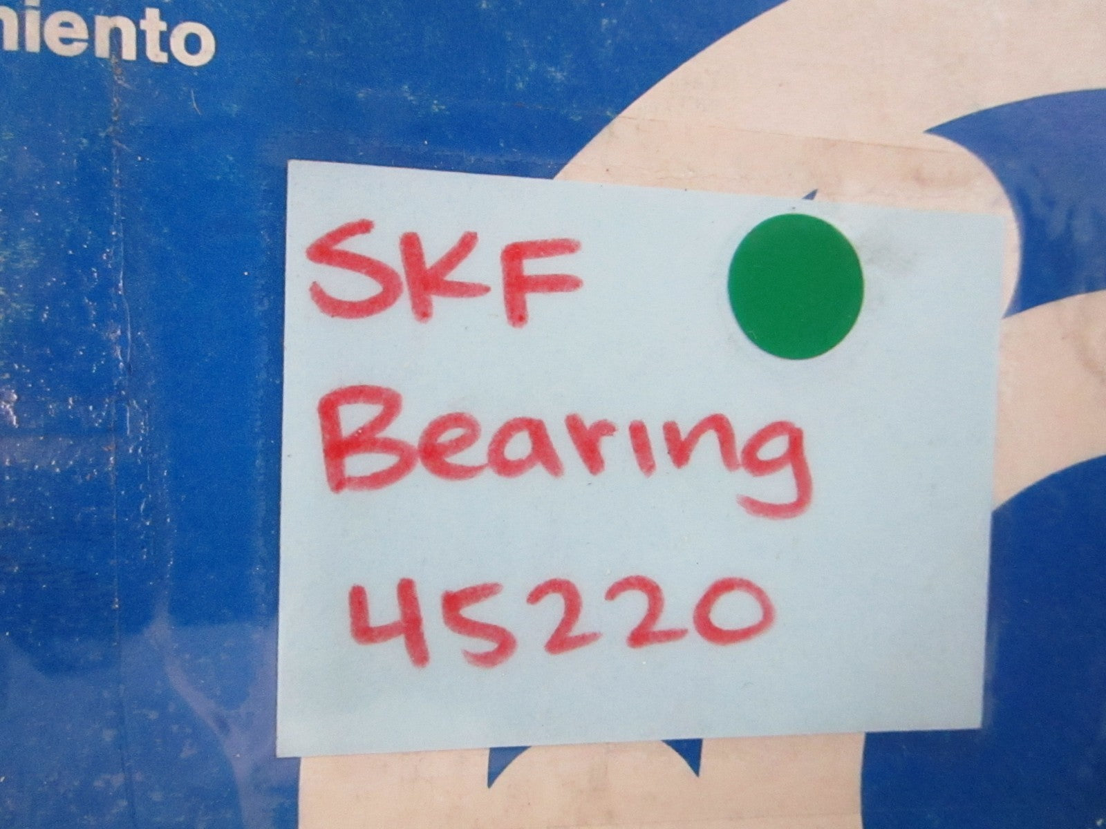 NEW 45220 SKF Bearing 0810