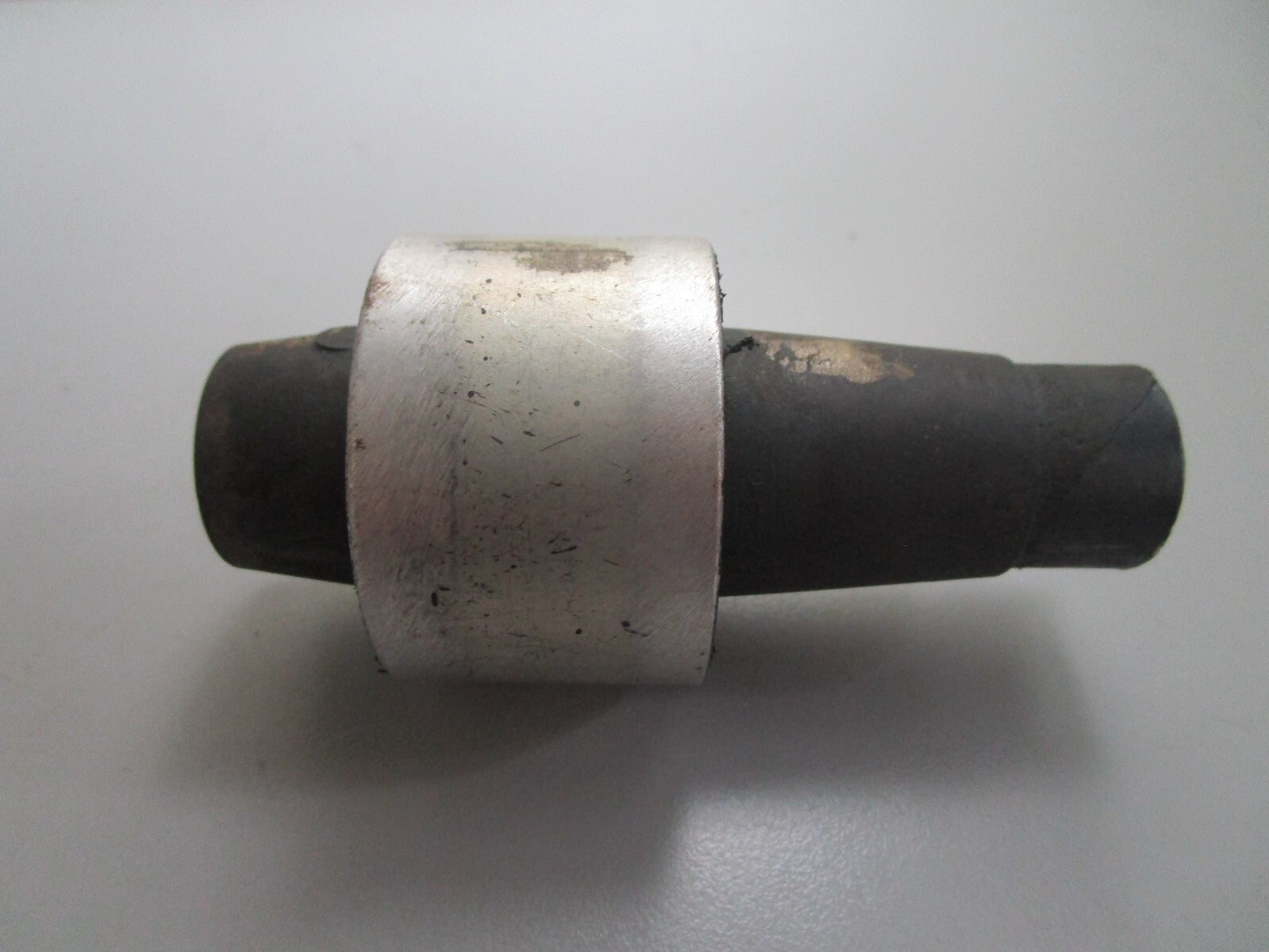 *NEW OEM* 0820 Mercury Quicksilver Mount 8284842