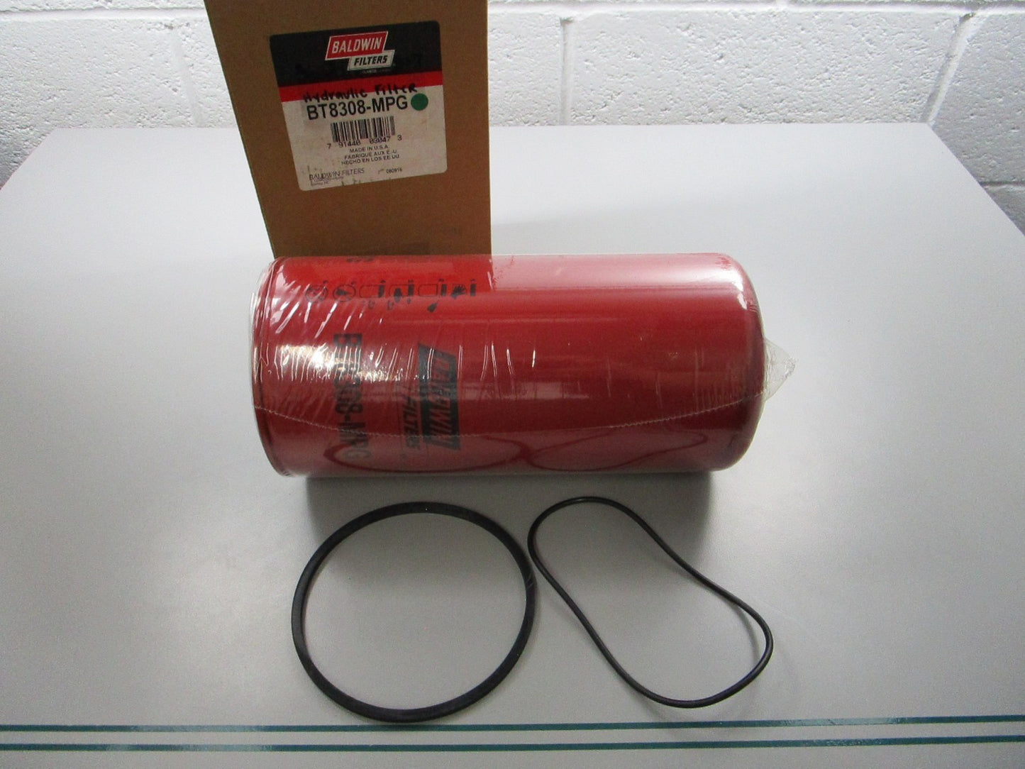 NEW BT8308-MPG Baldwin Hydraulic Filter0810