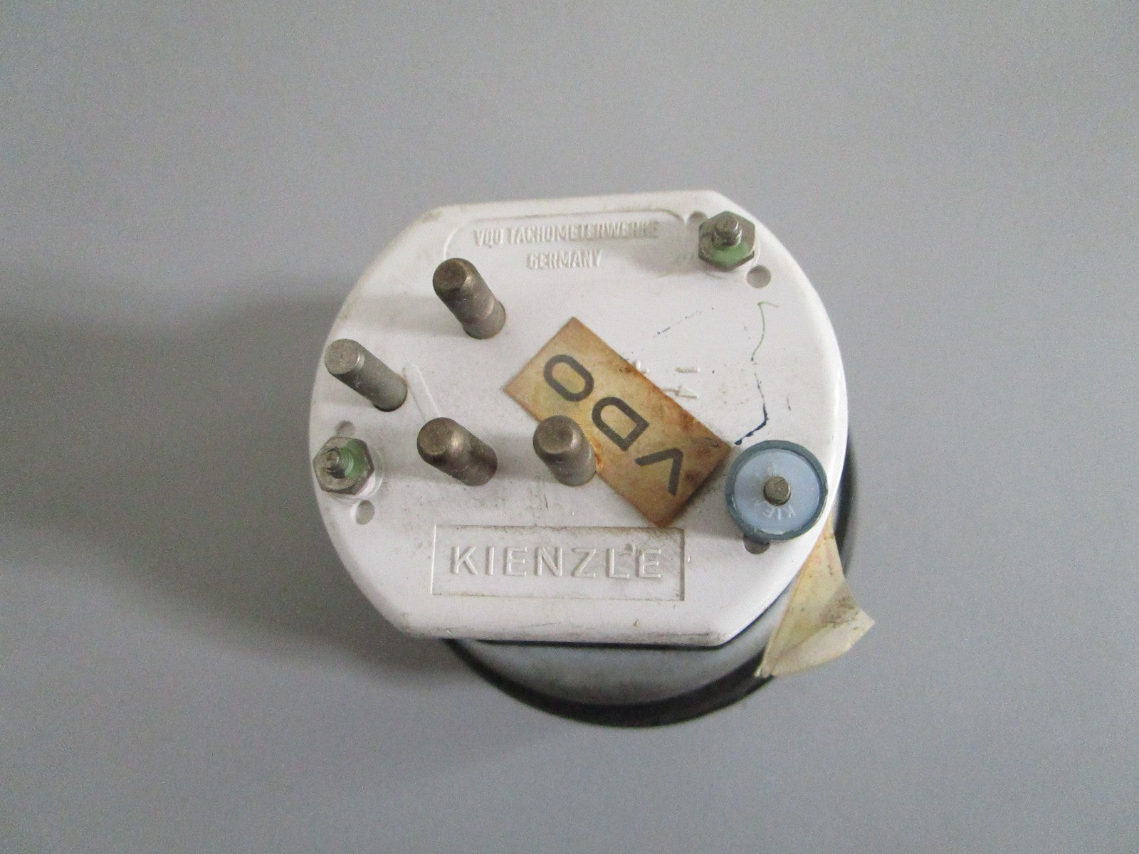 NEW OEM 1075420011 Mercedes-Benz Clock 0820