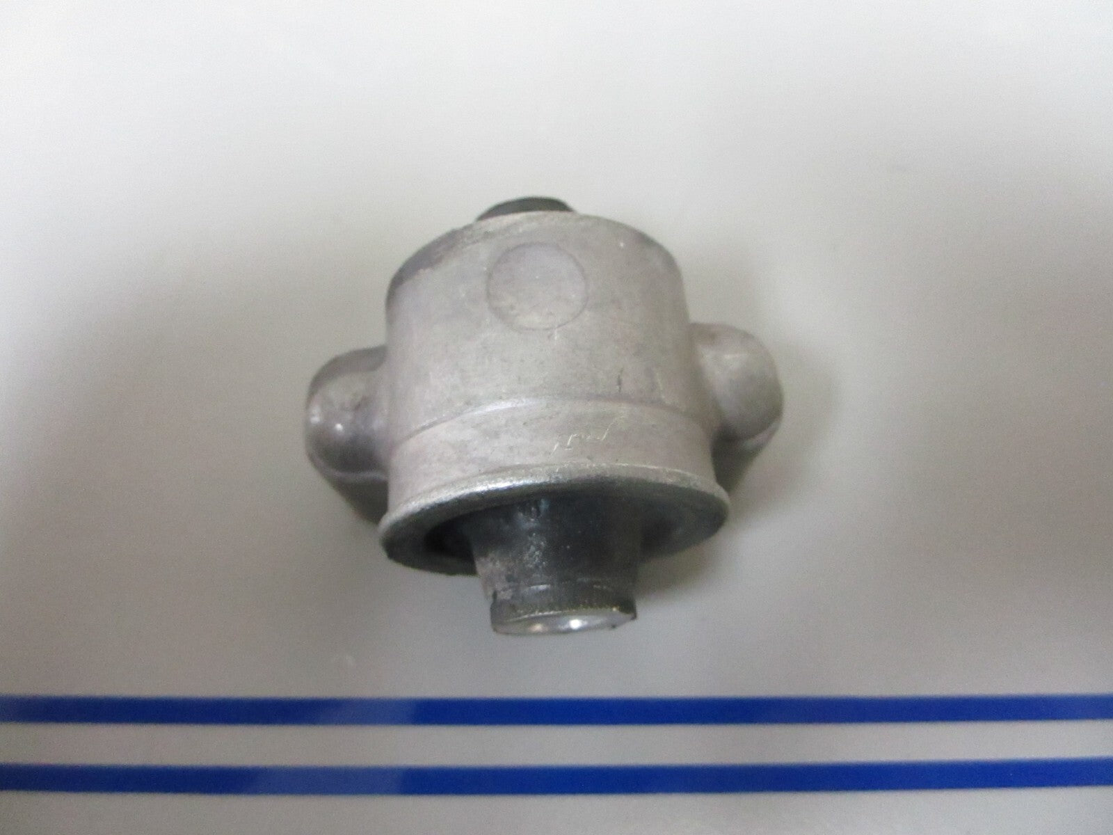 *NEW OEM* 0720 Mercury Quicksilver Mount 84291M