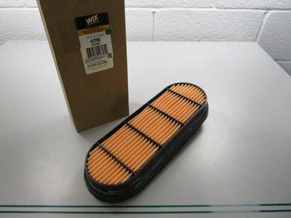 NEW 42795 WIX Air Filter 0810