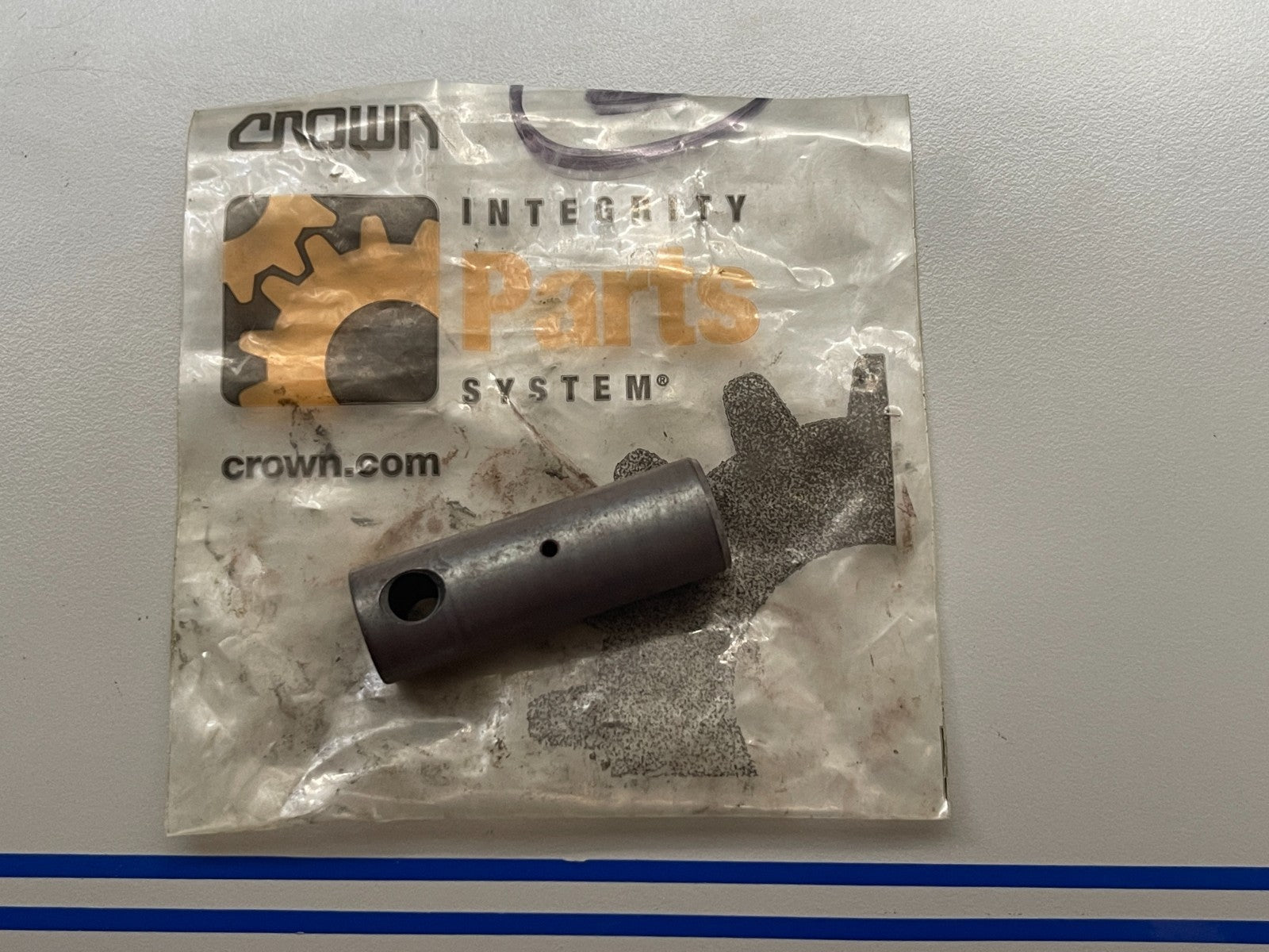 *NEW OEM* 0720 Crown Pivot Shaft 113516